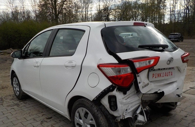 Toyota Yaris cena 24900 przebieg: 53685, rok produkcji 2018 z Skała małe 301